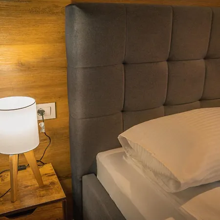 Neli Lägenhet Trogir